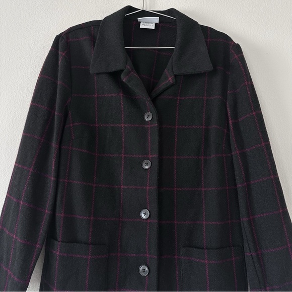 black coat + fine line red grid print - Picture 6 of 8